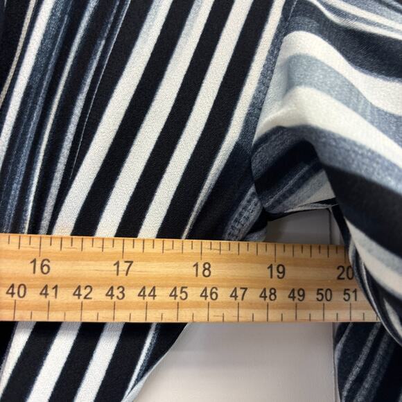 Bar III Abstract Artsy Avant Garde Striped Bubble Sleeve Midi Dress Size M Chic - Picture 3 of 6